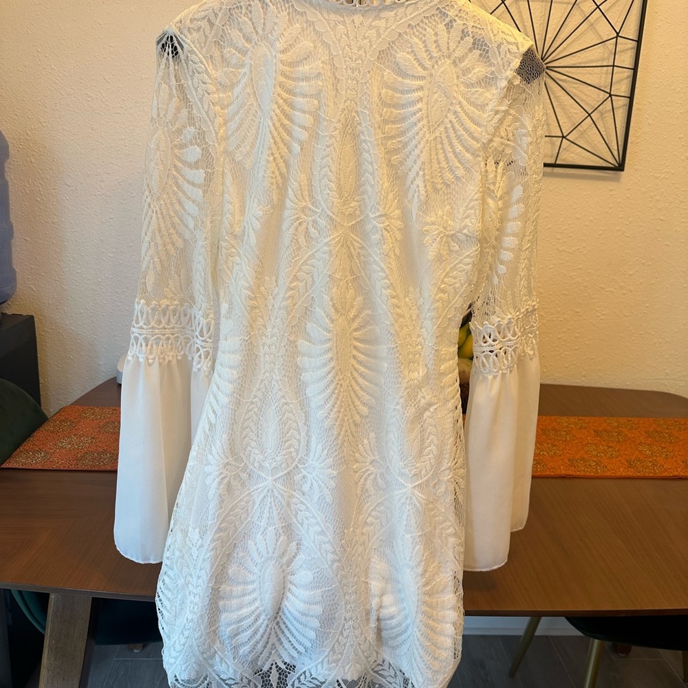 Elegant White Lace Dress